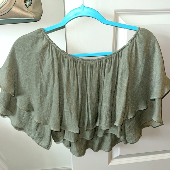 Muted green top - Picture 2 of 2